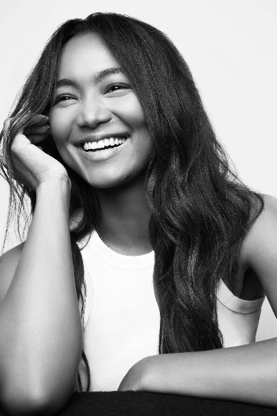 スペシャルステージに出演するアーティスト(Crystal Kay)
