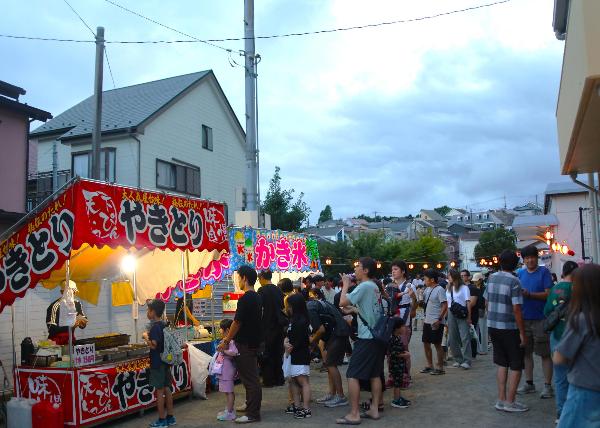 お祭りの様子