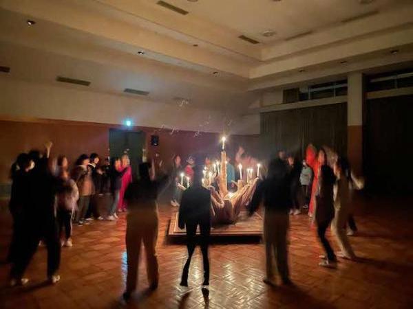 キャンドルファイアの様子