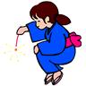 青い浴衣を着た女の子が座って花火をしているイラスト