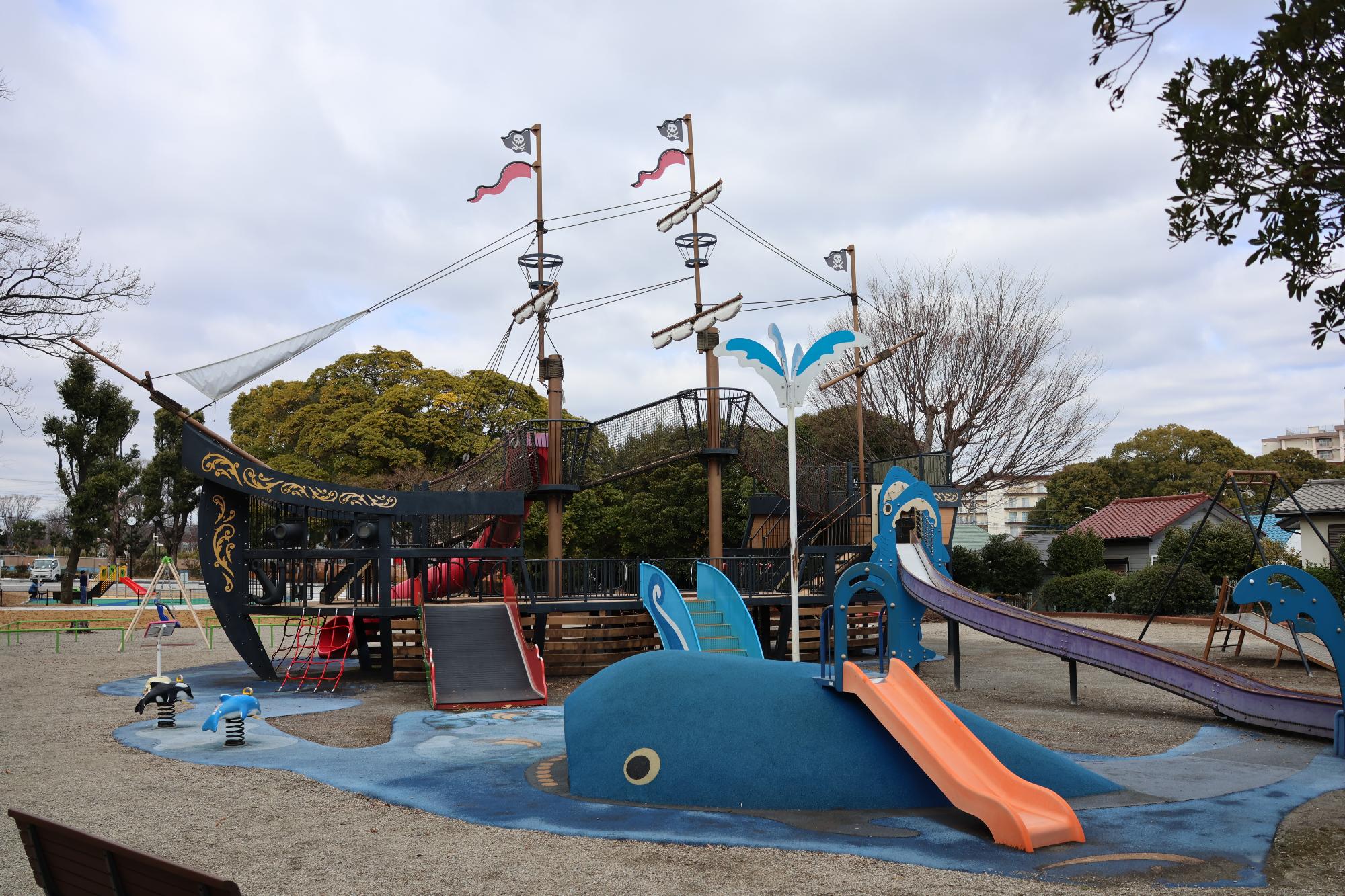 光綾公園