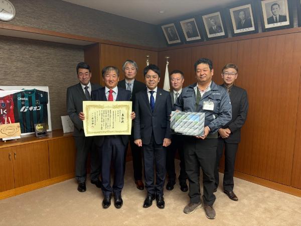 表敬訪問の様子