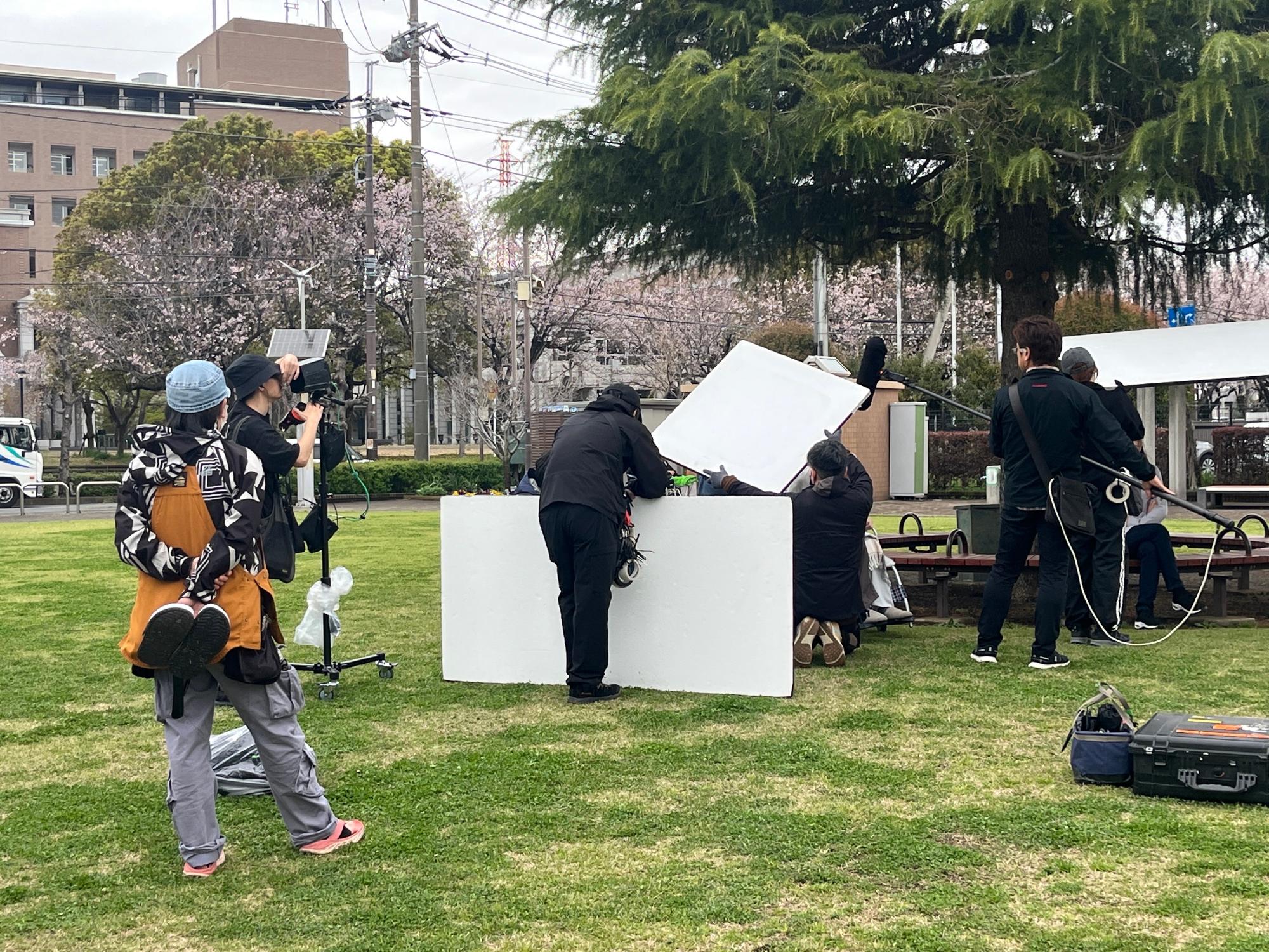 東山公園 芝の広場