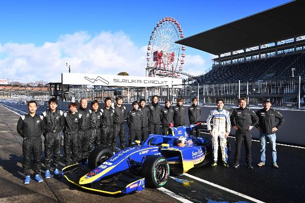 2025シーズンチーム集合写真
