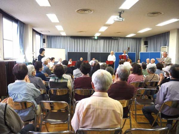 小園憩の家運営委員長笠間芳之さんの開会挨拶