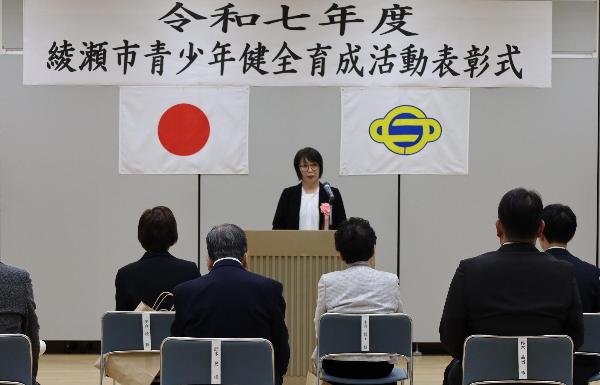 受賞者代表あいさつの様子