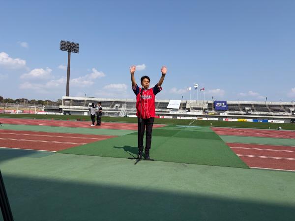 選手たちを激励する市長