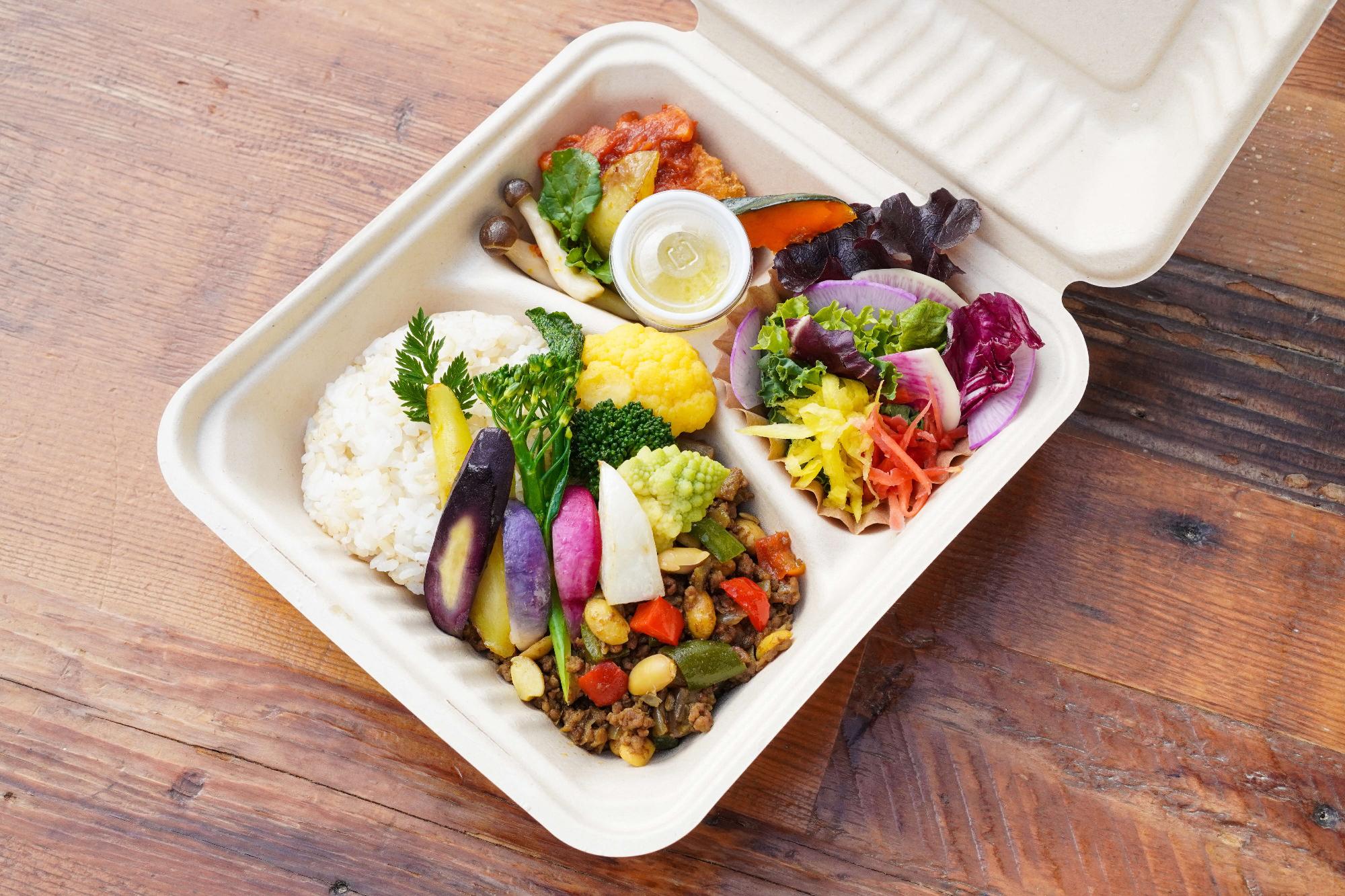 re.table（リ・テーブル）ロケ弁