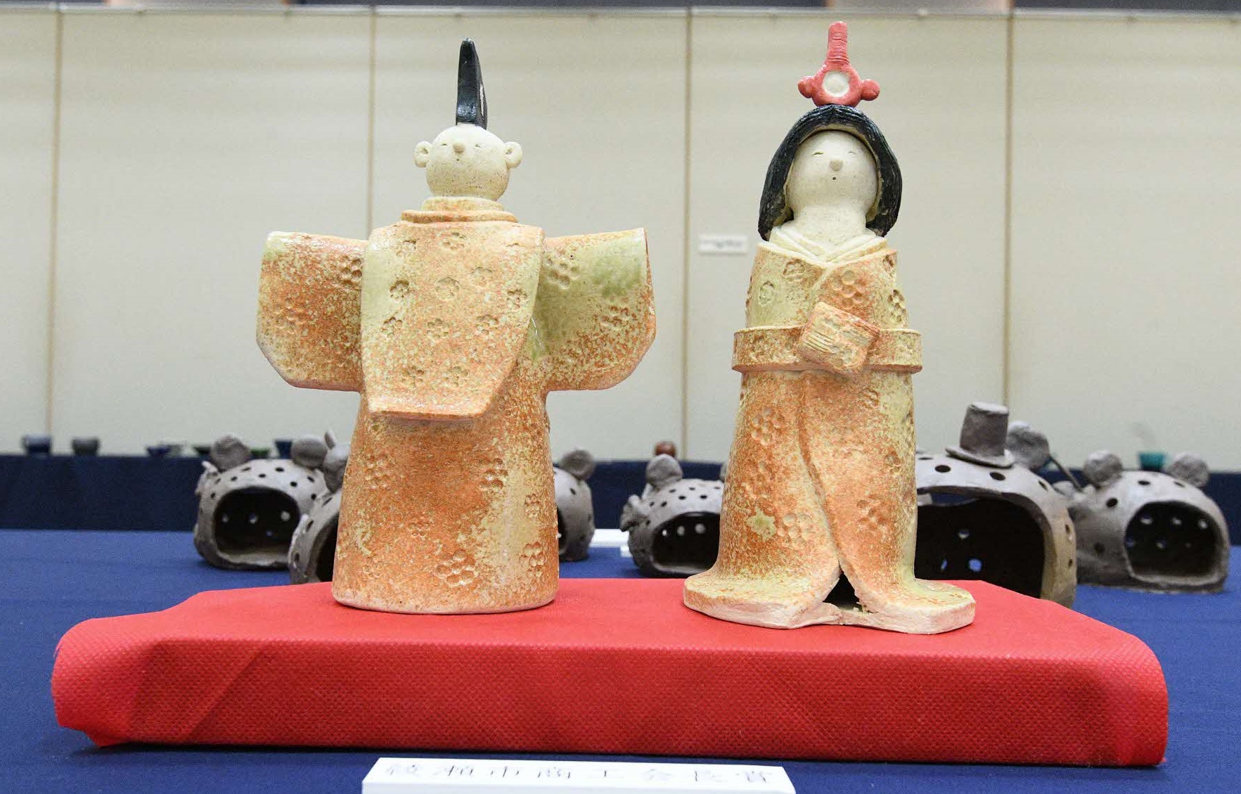 綾瀬市商工会長賞を受賞した陶芸作品の写真