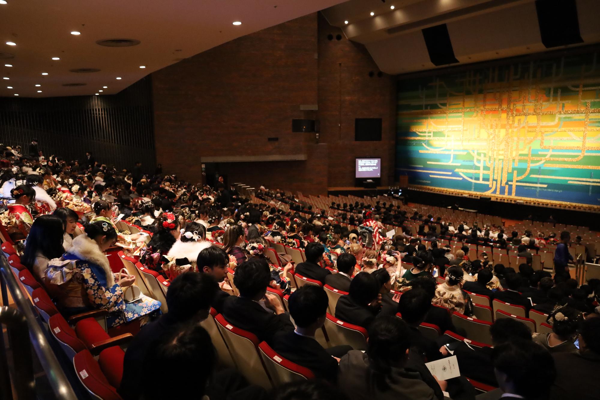 令和8年会場内の様子