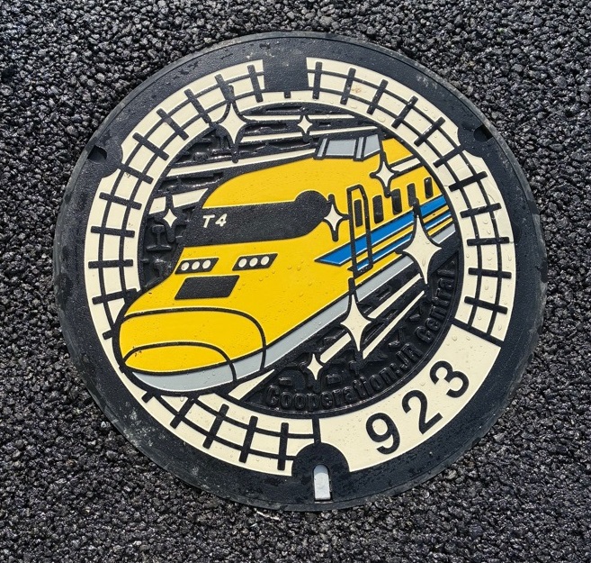 ドクターイエローマンホール設置写真