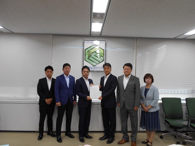 防衛省での要請