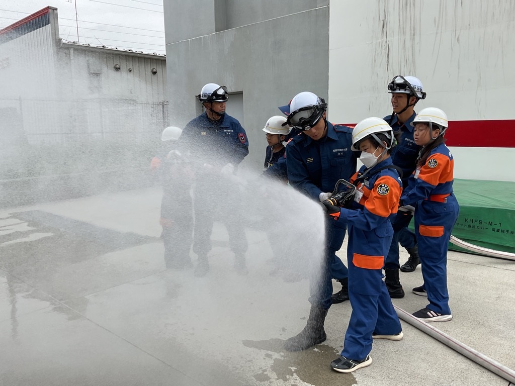 放水訓練をしている